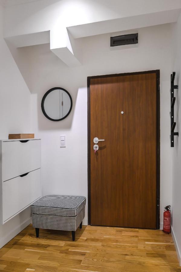 Pieces Of Nature In A Stylish One-Bedroom Flat By Flat Mаnager Sofía Exterior foto